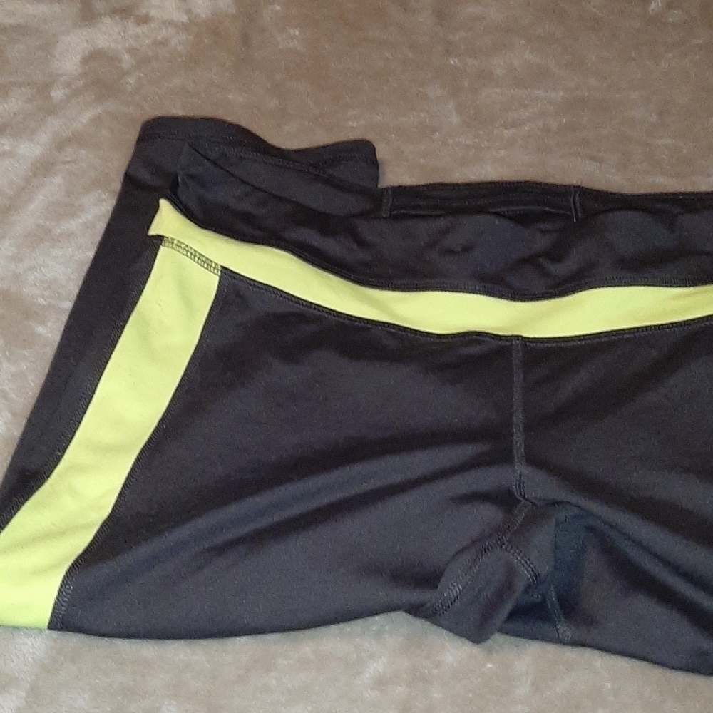 Champion yoga capris - Picture 4 of 5